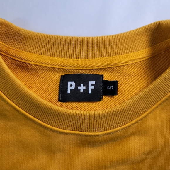 P+F Place Plus Faces Sweatshirt Mustard Yellow Sz Small Crewneck - Picture 5 of 7